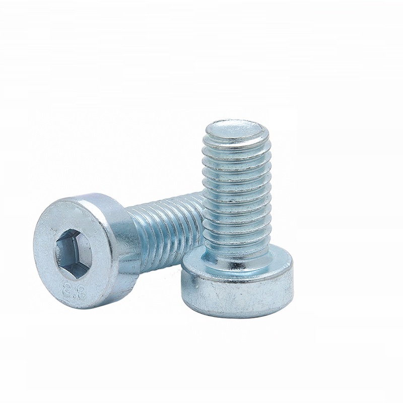 O zinco azul branco galvanizado de a&ccedil;o de grande resist&ecirc;ncia chapeou a baixa cabe&ccedil;a DIN7984 encanta os parafusos de soquete