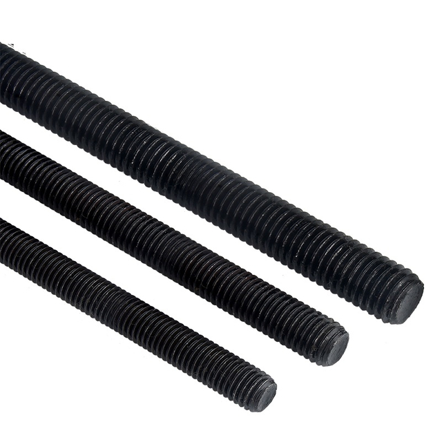 Tiges filet&eacute;es en oxyde noir en acier haute r&eacute;sistance